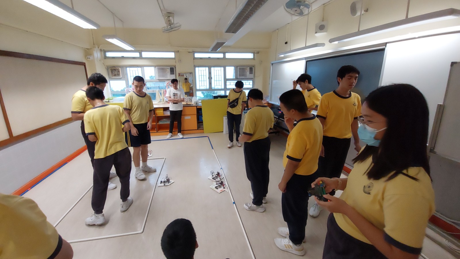 Hovercraft Student Training Course - TWGH Tsui Tsin Tong School